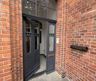 Stilvolle Altbauwohnung in attraktiver Stadtlage mit Wintergarten u... - Photo 4