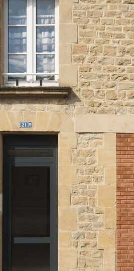 À CHARLEVILLE MEZIERES - Photo 1