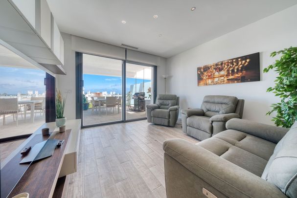 Ático de alquiler en N/a, -1, Parque Central - Photo 1