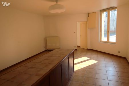 MAISON env. 39m2 hab, comprenant de plain-pied : - pièce principale avec coin-cuisine aménagé,... - Photo 2