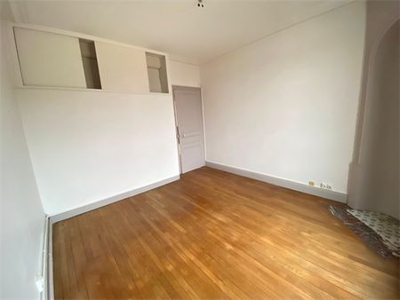 Location Appartement 3 pièces 68m² - Photo 3