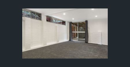 Spacious Home Perfect for Entertaining - Photo 2