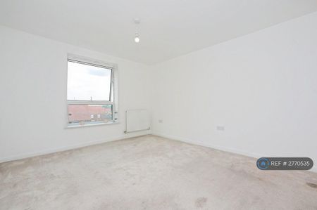 2 bedroom flat to rent - Photo 3