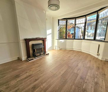 4 bedroom semi-detached house to rent - Photo 1