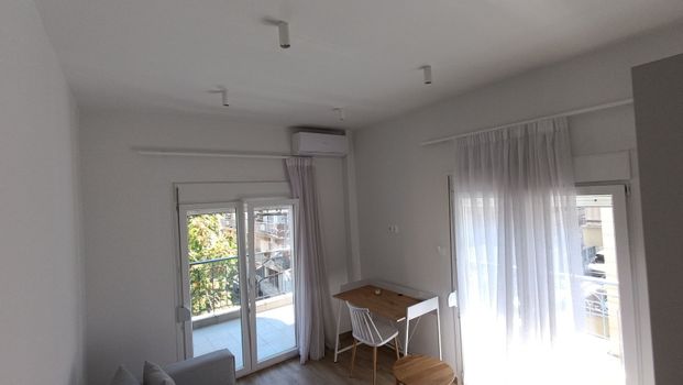 Studio/Γκαρσονιέρα για ενοικίαση Τρωάδα (Νεάπολη) - Photo 1