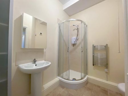 1 bedroom flat to rent - Photo 4