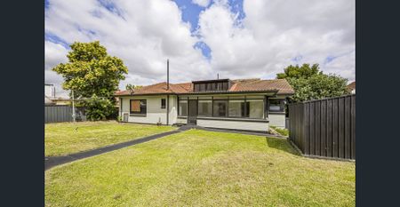 Character & Charm! Walk to Town!! - Photo 4