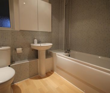 Hamilton Road, High Wycombe - Photo 3