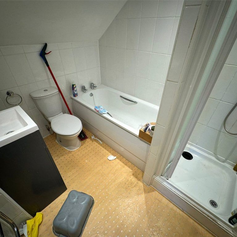 1 Bedroom Flat / Apartment - Howard Road, Southampton - Photo 1