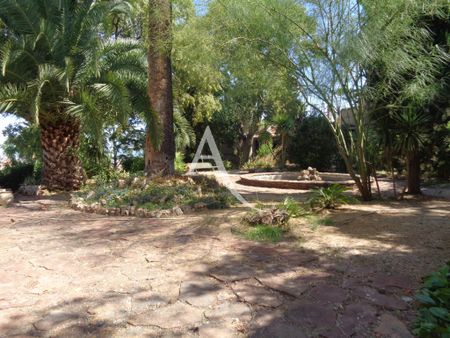 Location Appartement 3 pièces 98m² - Photo 4