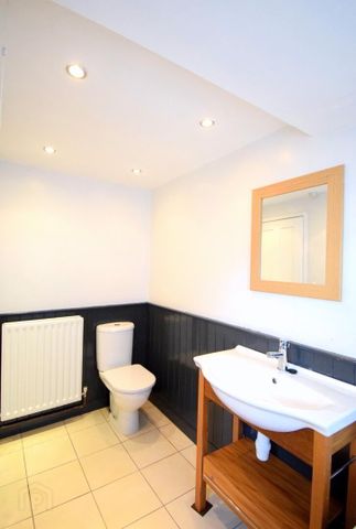 50 London Road, BT68EY, Belfast - Photo 4