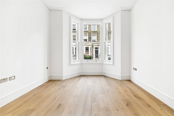 Finborough Road, SW10, London - Photo 1