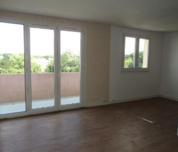 Appartement T4 à LA FERE - Photo 2