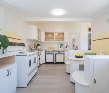 31 Northumberland Street, Maryville NSW 2293 - House For Rent | Domain - Photo 6