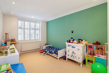 4 bedroom apartment to rent - Photo 3