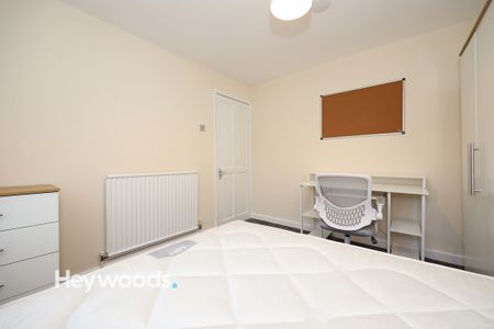 1 bed house of multiple occupation to rent in Hilton Road, Stoke-on-Trent, Staffordshire - Photo 4