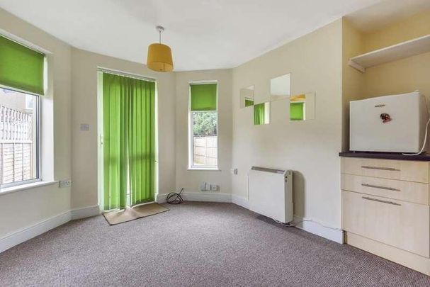 St Lukes Road, East Oxford, OX4 - Photo 1