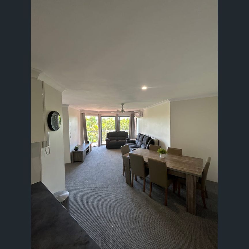 Stylish 2-Bedroom Unit in the Heart of Southport I Secure Parking I Great Location - Photo 1