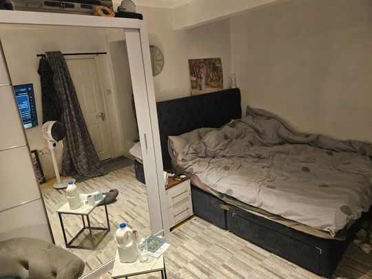 Studio Flat, Strathmore Avenue, CV1 - Photo 1