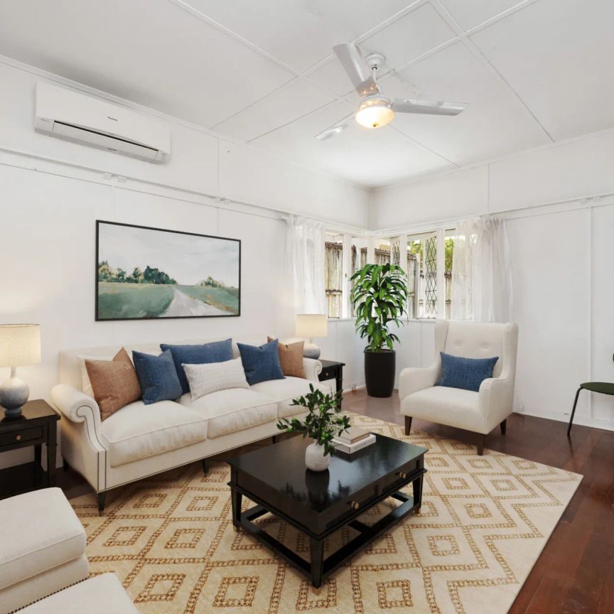 CHARMING EAST BRISBANE GEM JUST MINUTES FROM THE CBD - Photo 1