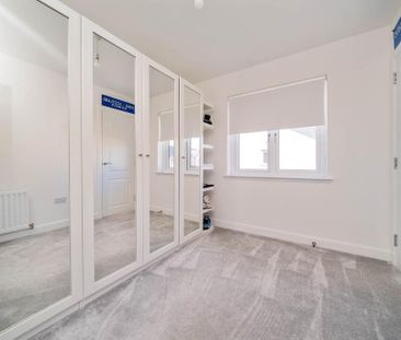 6 bedroom detached house to rent - Photo 2