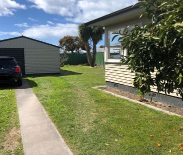 Dinwiddie Avenue, Onekawa - Photo 4