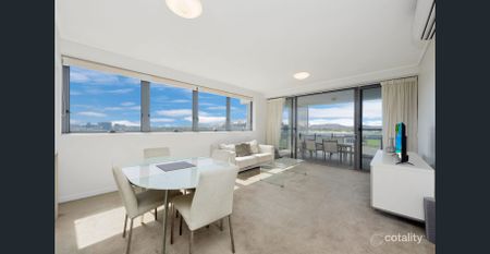 City Living - Photo 3