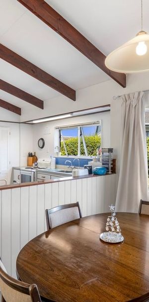 Springvale - 3 Bedrooms - Photo 1
