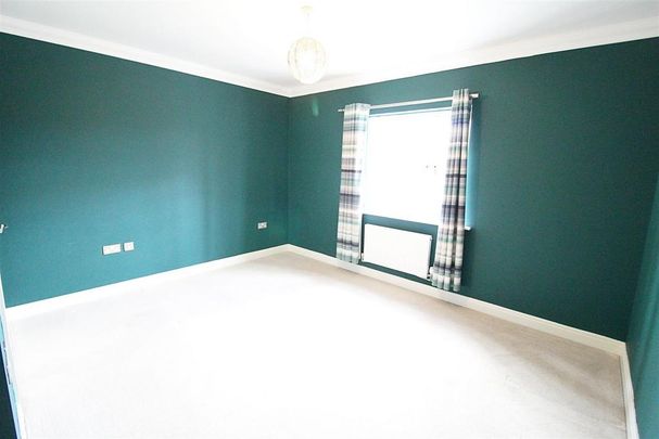 4 bedroom detached house to rent - Photo 1