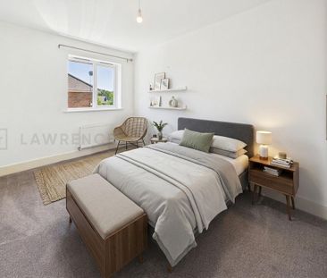 4 bedroom terraced house to rent - Photo 3