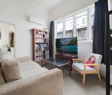 Character villa in Mt Eden - Photo 4