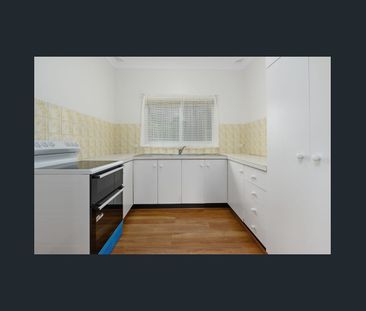 Private & Tranquil Granny Flat - Photo 3