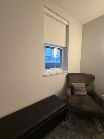 330 Mcleod St, Ottawa, ON K2P 2C5, Canada - Photo 4