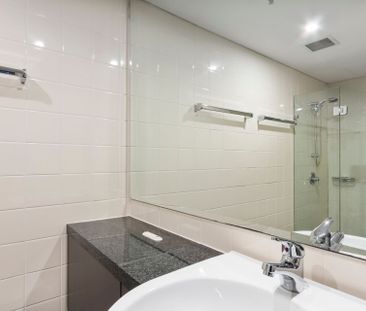 Penthouse Split Level Residence Perched High within the Forum - Photo 6