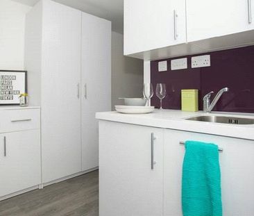 Studio to rent - Photo 2