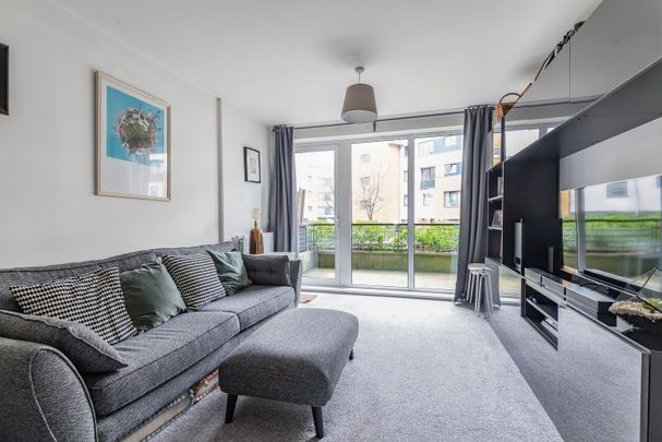 Tarves Way, London, SE10 - Photo 1