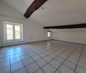 Location Appartement 3 pièces 86m² MACON 71000 - Photo 2