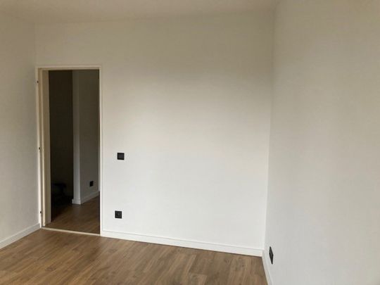 Appartement - Te huur - Photo 1