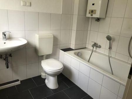 Demnächst frei! 2-Zimmer-Wohnung in Duisburg Huckingen - Photo 4