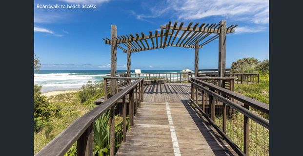 Superb Coastal Living at "Breeze" Mount Coolum! - Photo 1