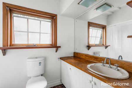 Too Good To Miss! - Photo 5