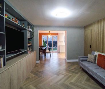 3 bedroom semi-detached house to rent - Photo 2