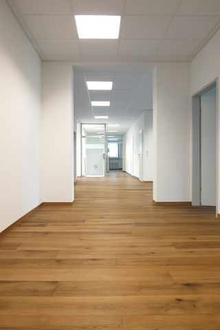 Mehr Raum für Ideen: Büroflächen mit bester Verkehrsanbindung. - Photo 2