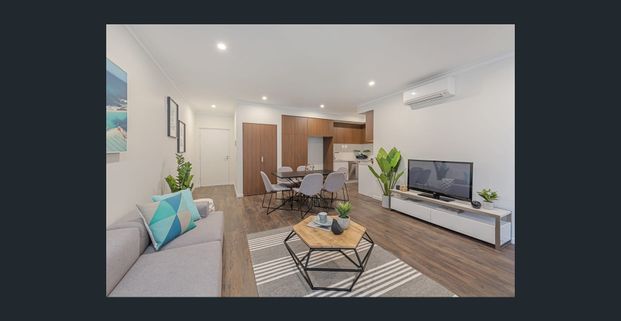 Oversized 2 bedroom apartment - Break lease - Photo 1