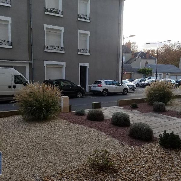 Location Appartement 2 pièces 47m² CHATEAUROUX 36000 - Photo 1