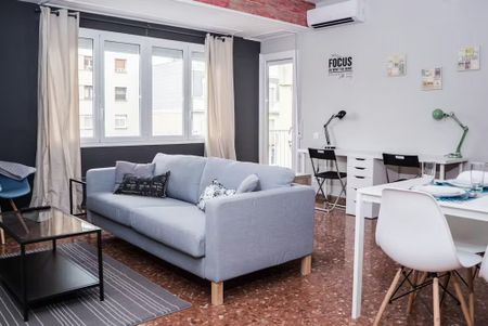 Carrer dAragó, Barcelona, Catalonia 08013 - Photo 2