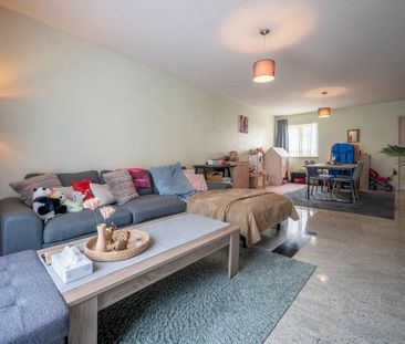 NAZARETH - Instapklaar appartement met 1 SLPK. + garage in stijlvol... - Foto 6