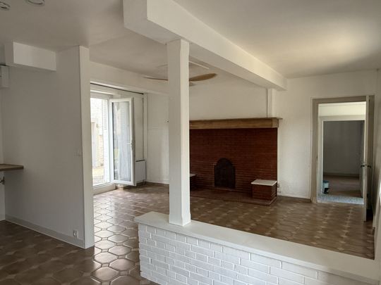 Location Maison 5 pièces 116m² MARTRES TOLOSANE 31220 - Photo 1