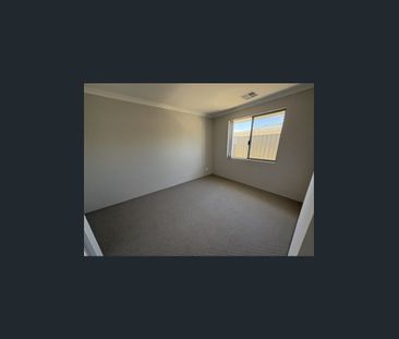 Coastal Charm with Space to Settle In - Photo 6