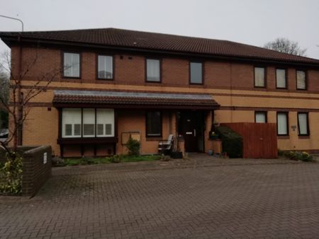 Thornbury, Bristol, Gloucestershire, BS35 2BS - Photo 5